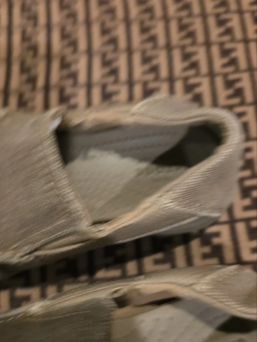 CROCS comfortable slip